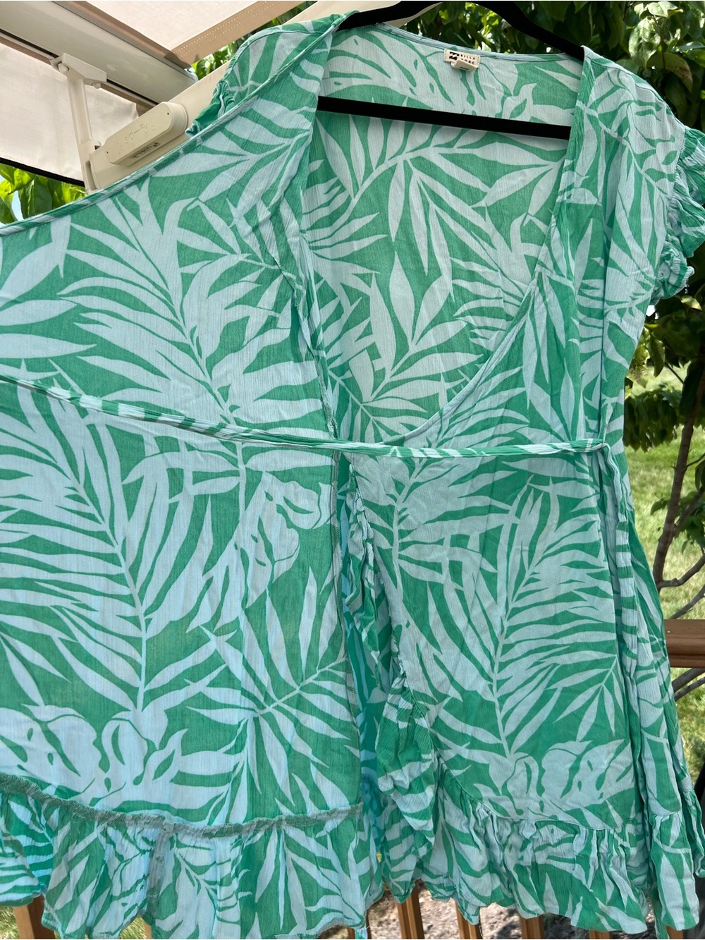Billabong Palm leaf pattern Mini Dress